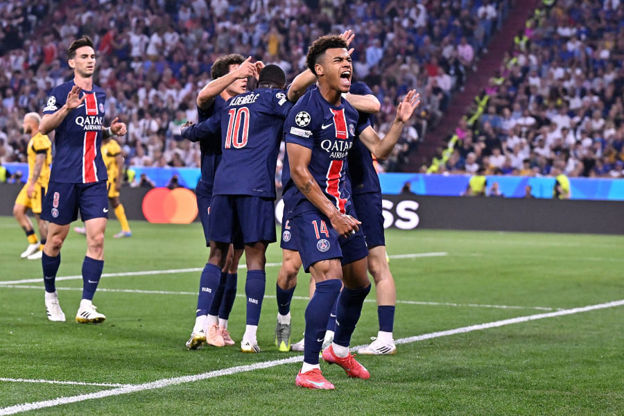 Achraf Hakimi (2) ouvre le score en match contre l'Inter