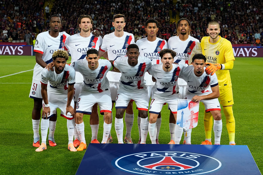 Le onze de départ parisien face au FC Barcelone