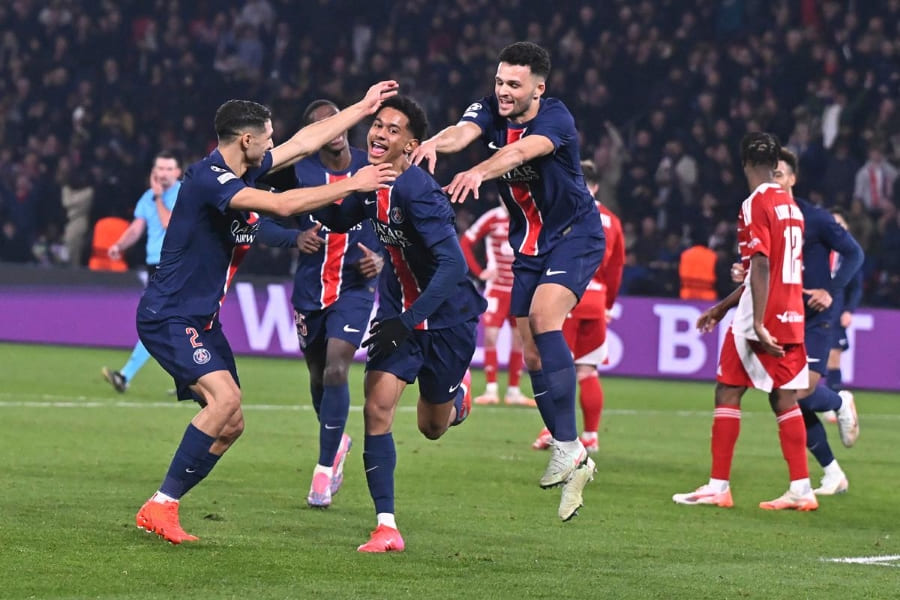 Les Parisiens contre Brest