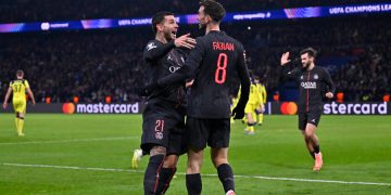 Lucas Hernandez (21) et Fabian Ruiz (8)