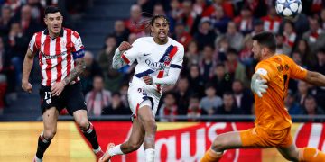 Bradley Barcola face à l'Athletic Bilbao