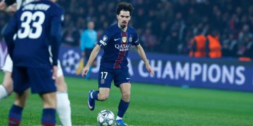 Vitinha (17) en match de la Ligue des champions contre Newcastle